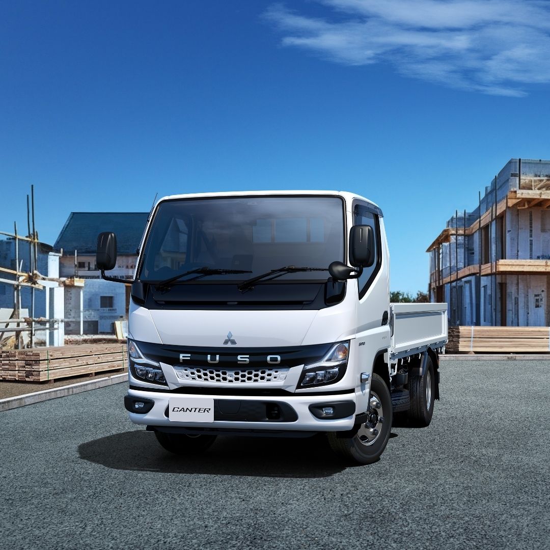 Mitsubishi Fuso Canter — view 1